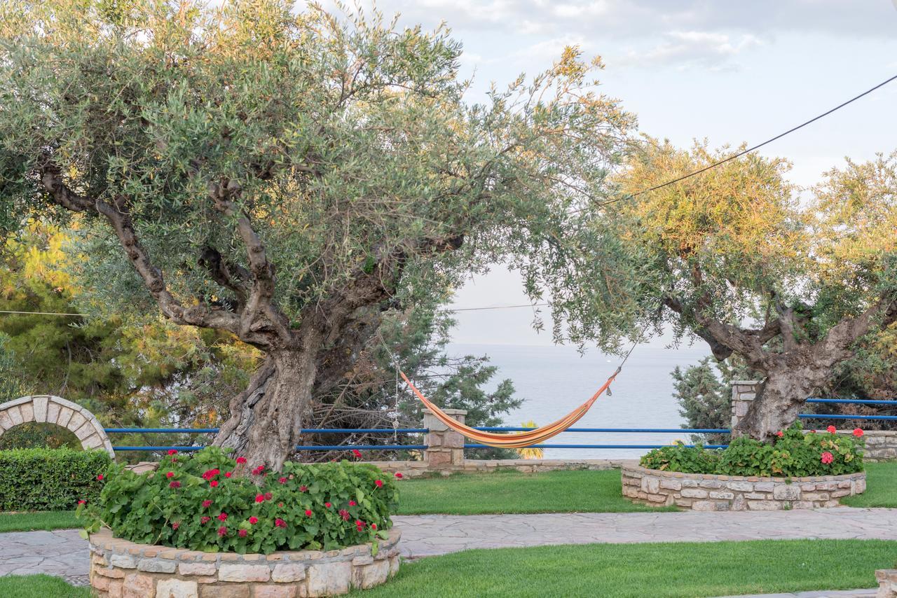 Villa Tasos Koutsoubos Koróni Exteriör bild
