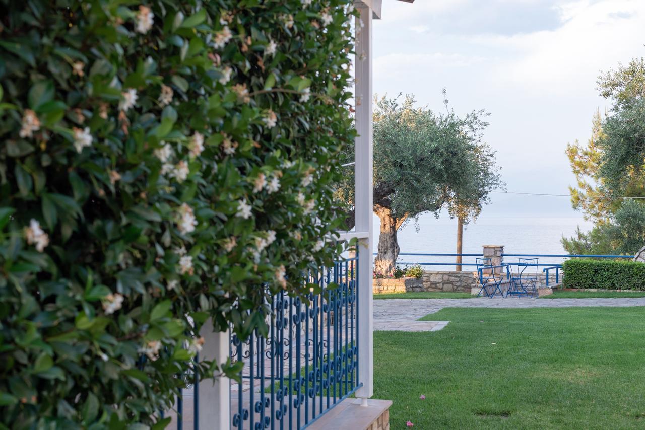 Villa Tasos Koutsoubos Koróni Exteriör bild