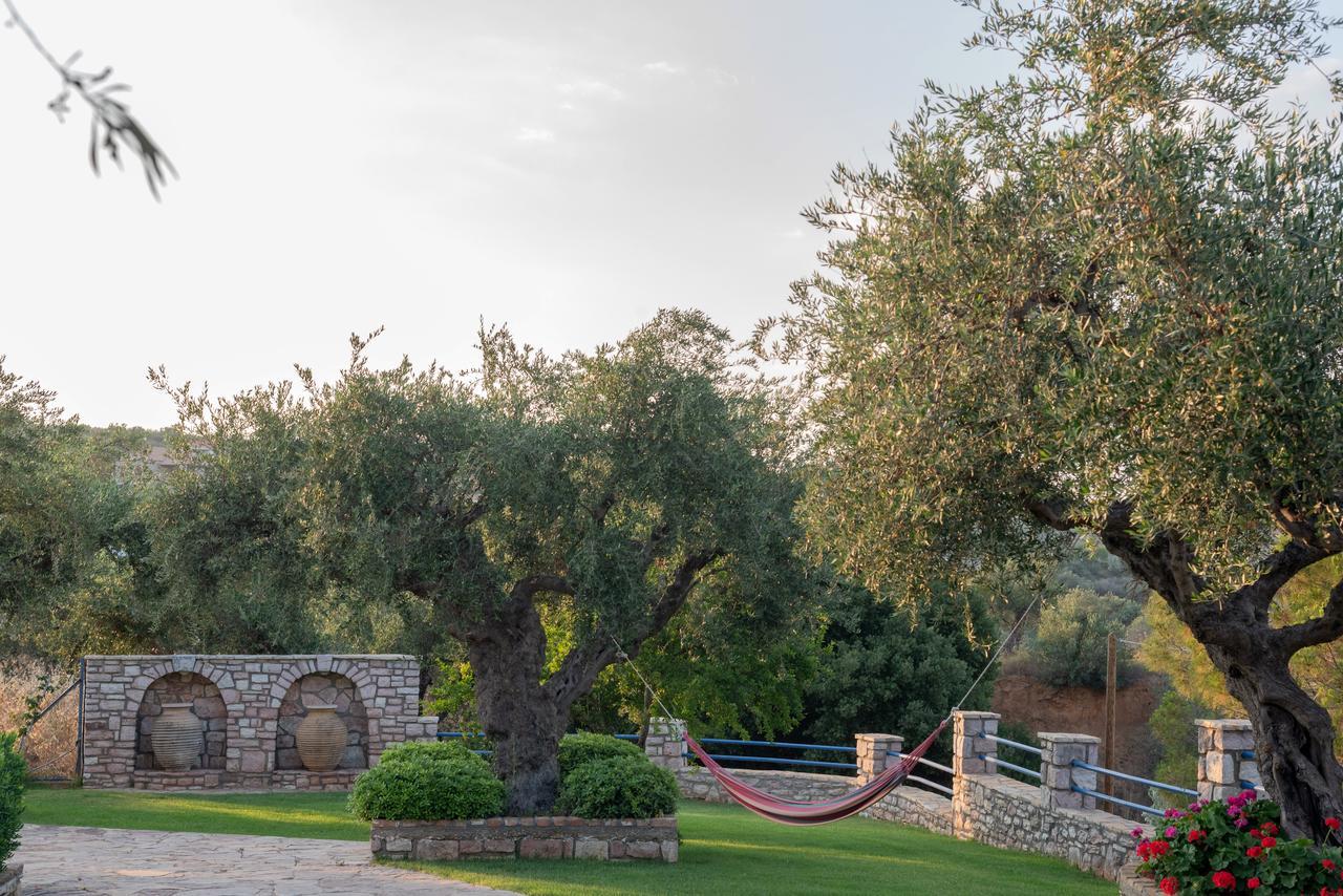 Villa Tasos Koutsoubos Koróni Exteriör bild